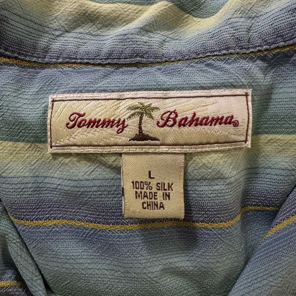 Tommy Bahama Silk Dress Shirt Men’s button up short sleeve Size L #1431 - Picture 4 of 6